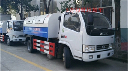福田5方車廂可卸式垃圾車 專為城市環(huán)衛(wèi)打造的高效運(yùn)輸利器